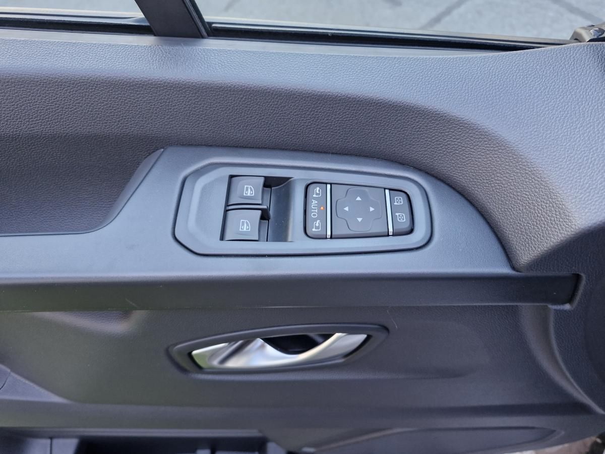 Renault Trafic, L1 SpaceClass Automat 7 míst - fotka 6