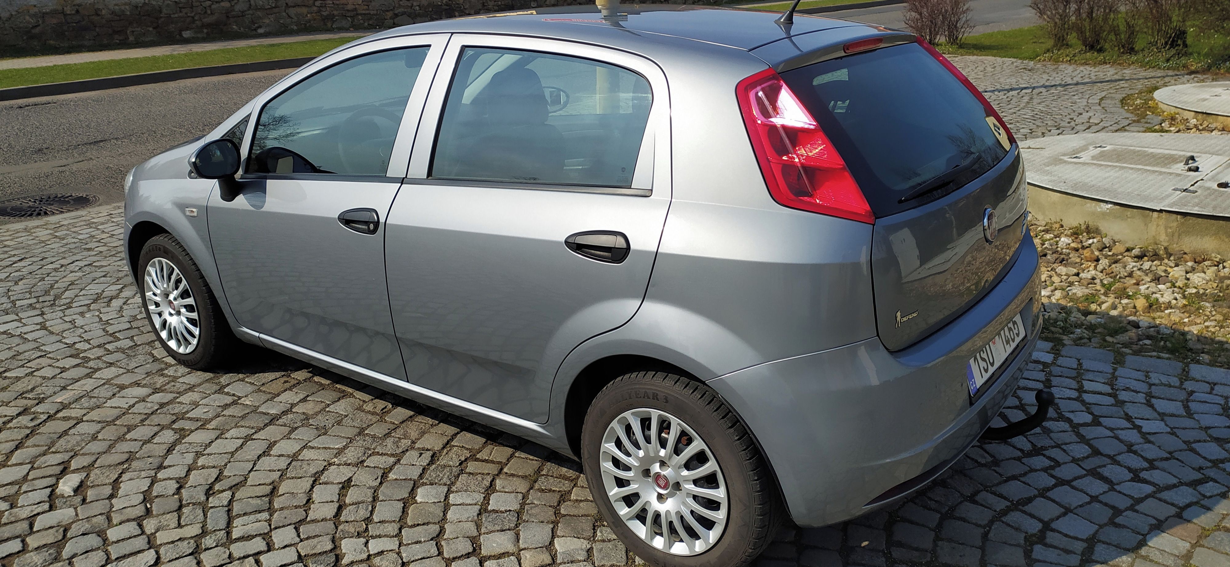 Fiat Punto, GRANDE 1,3JTD55KW,1.MAJ.ČR,STK - fotka 6