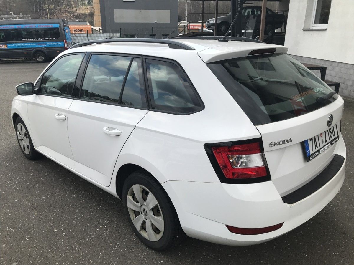 Škoda Fabia, 1,0 TSi 70kW Combi - fotka 5
