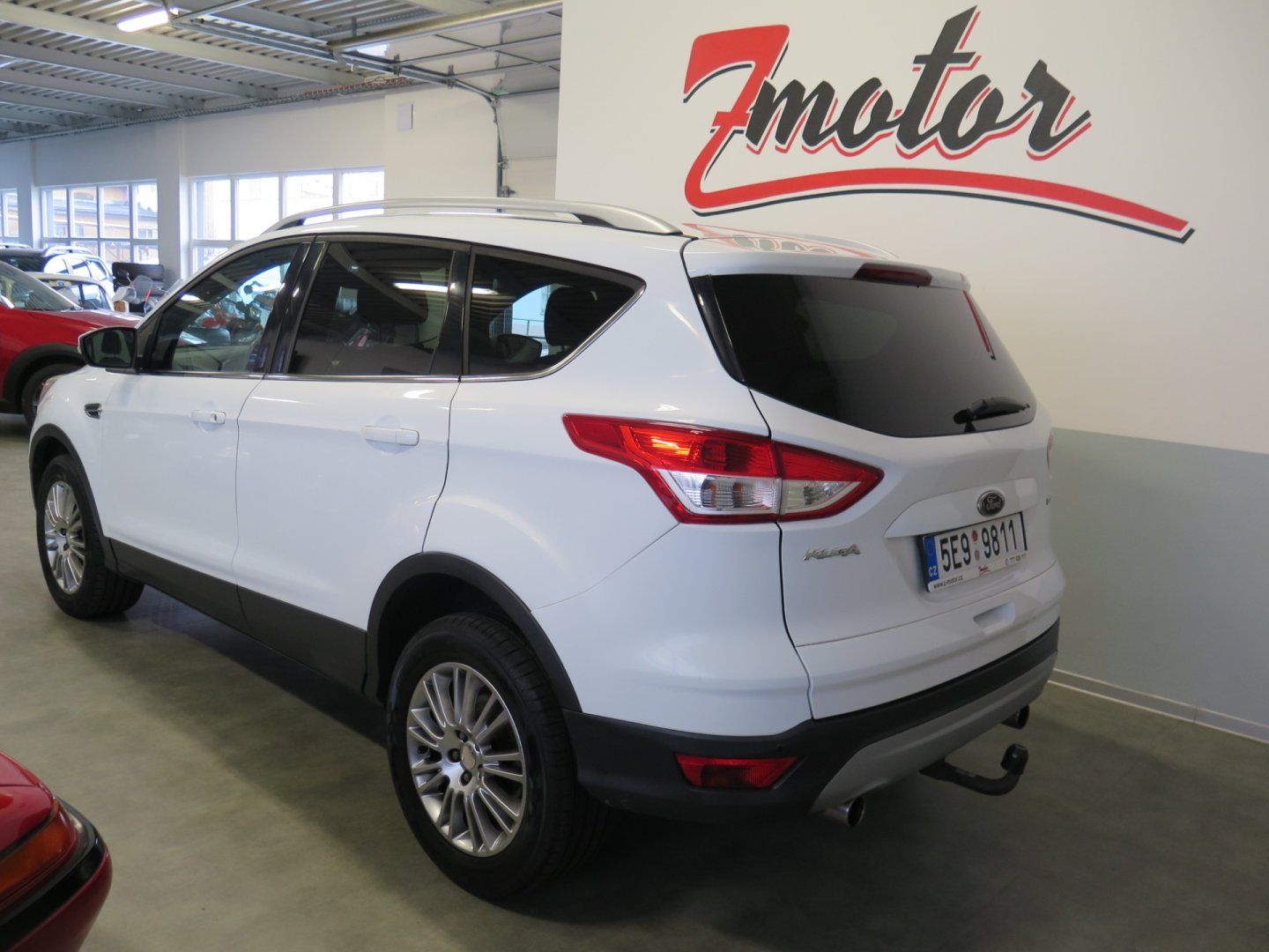 Ford Kuga, 1.6 EB,klima,tažné,výhřev, DPH - fotka 2