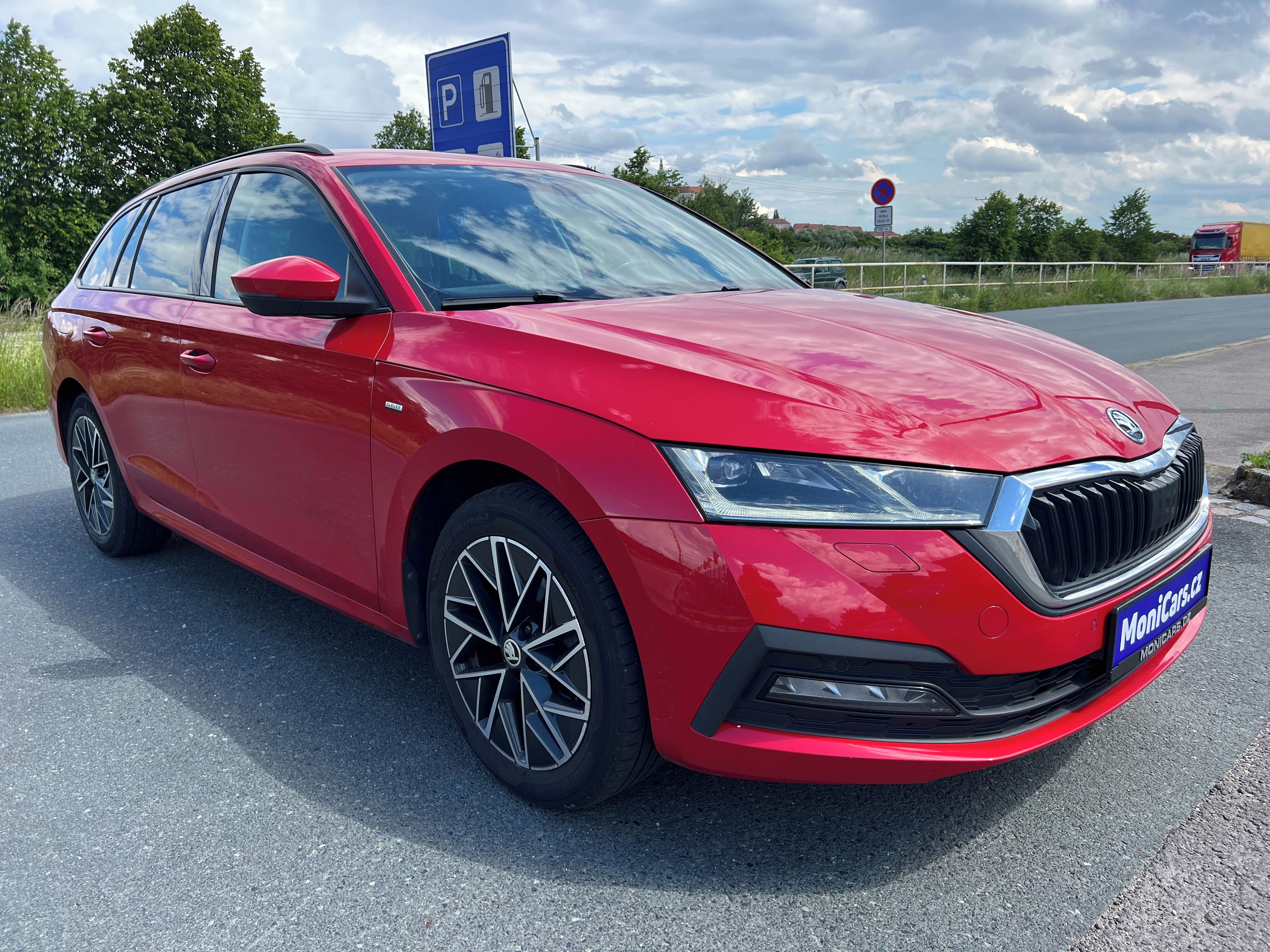 Škoda Octavia, 2.0 TDi 110kW, AUTOMAT, VÝBAVA - fotka 3
