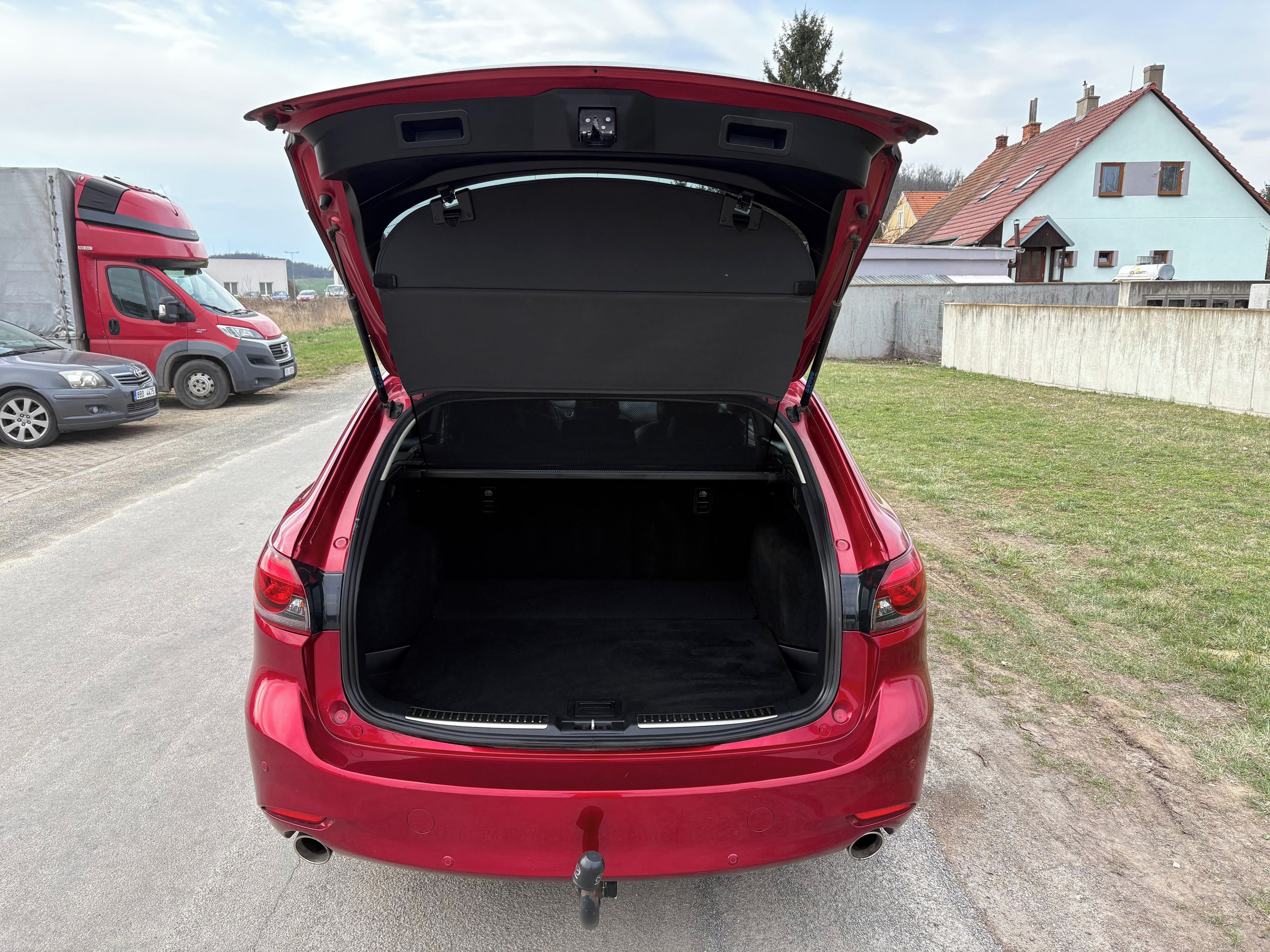 Mazda 6, 2.0SkyActiv 121kW Taž.zařízení - fotka 6