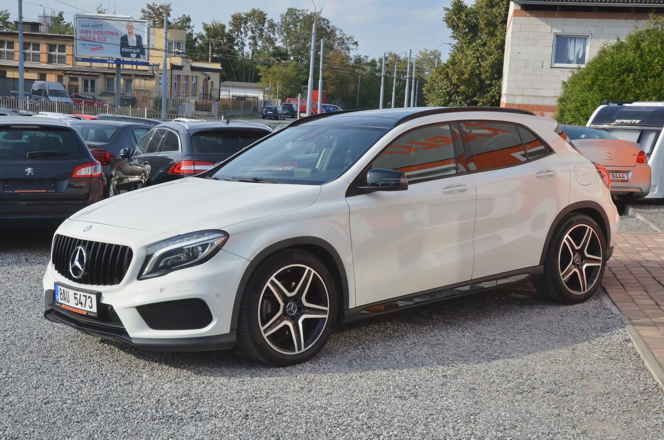Mercedes-Benz GLA, 220d 130kW 4Matic AMG LINE /ČR - fotka 3