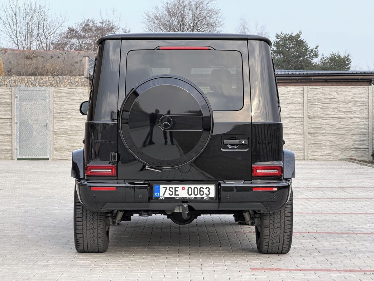 Mercedes-Benz Třídy G, 63 AMG MANUFAKTUR - fotka 4