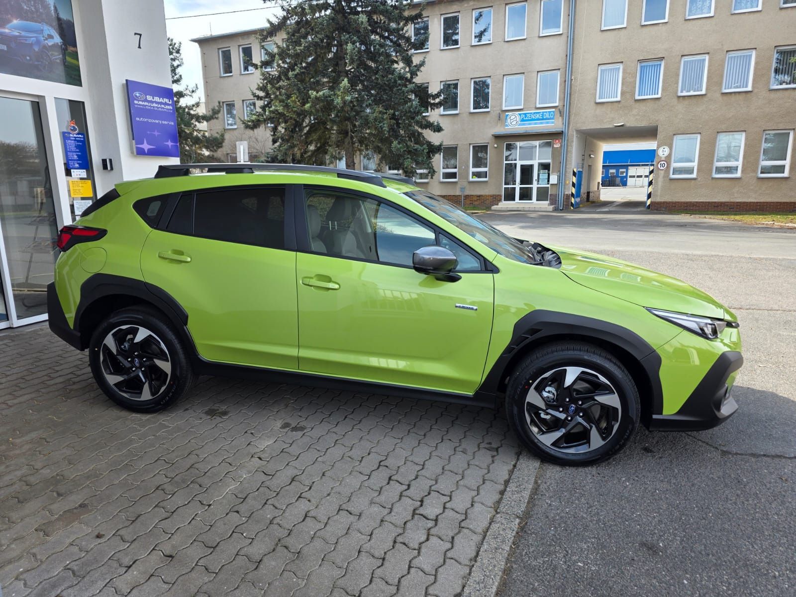 Subaru Crosstrek, 2,0i CVT Comfort Navi26 + kola - fotka 2