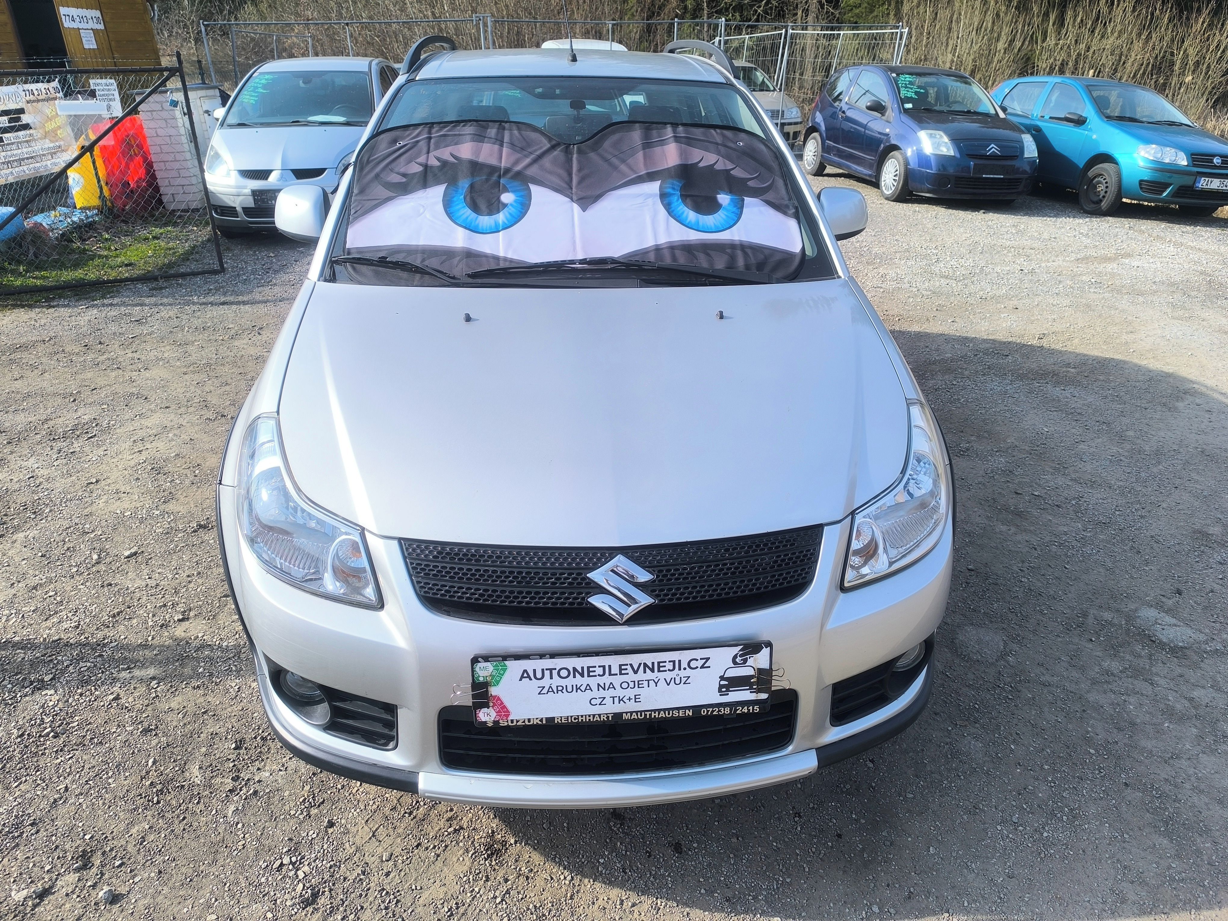 Suzuki SX4, 4X4,KRÁSNÝ,105KM,1MAJ92,VÝBAVA - fotka 2