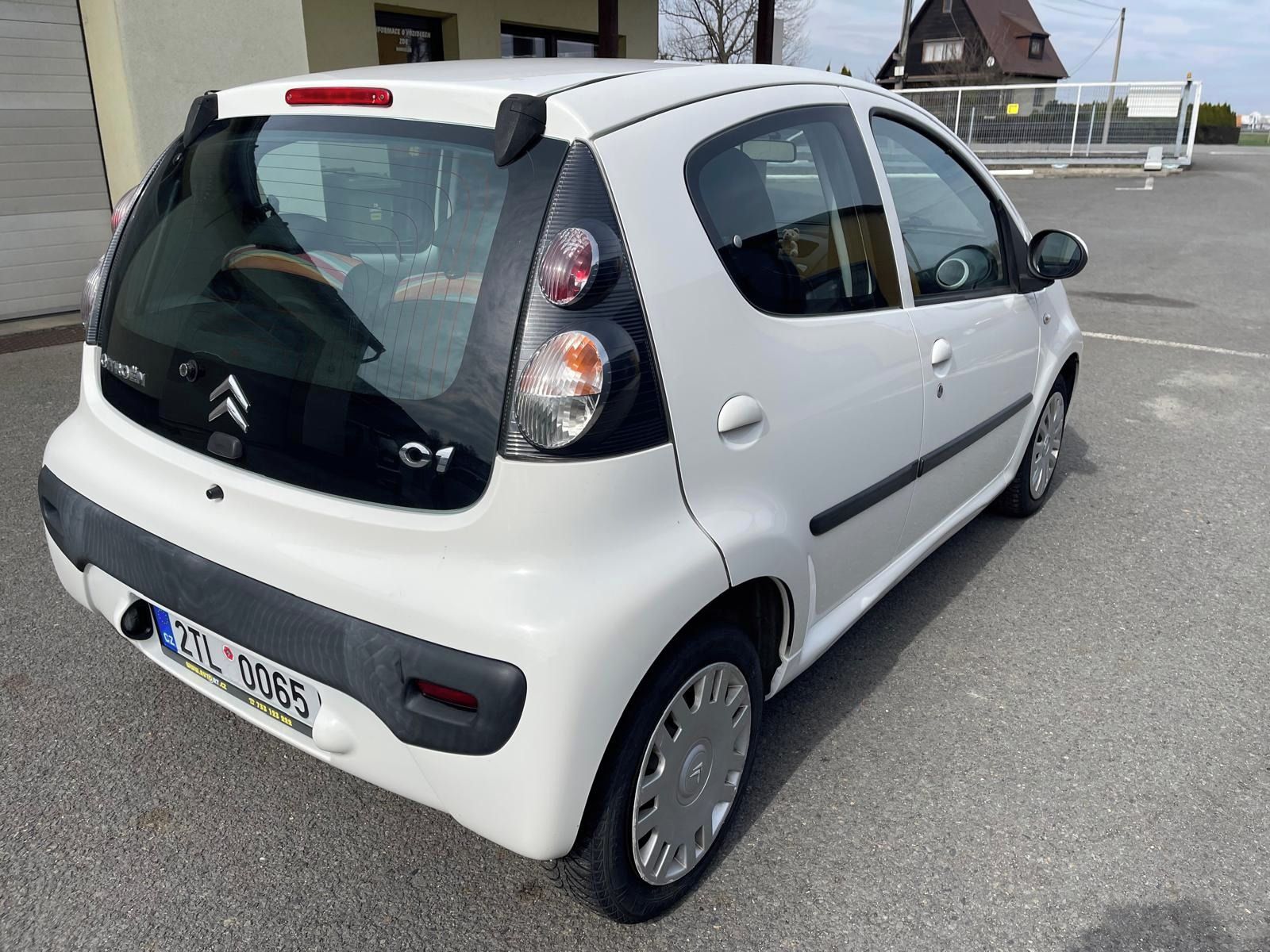 Citroën C1, 1.0i, 50 kw, klima, serviska - fotka 6