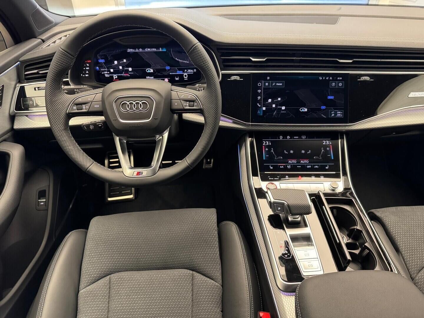 Audi SQ7, SUV V8 TFSI quattro 373 kW - fotka 5
