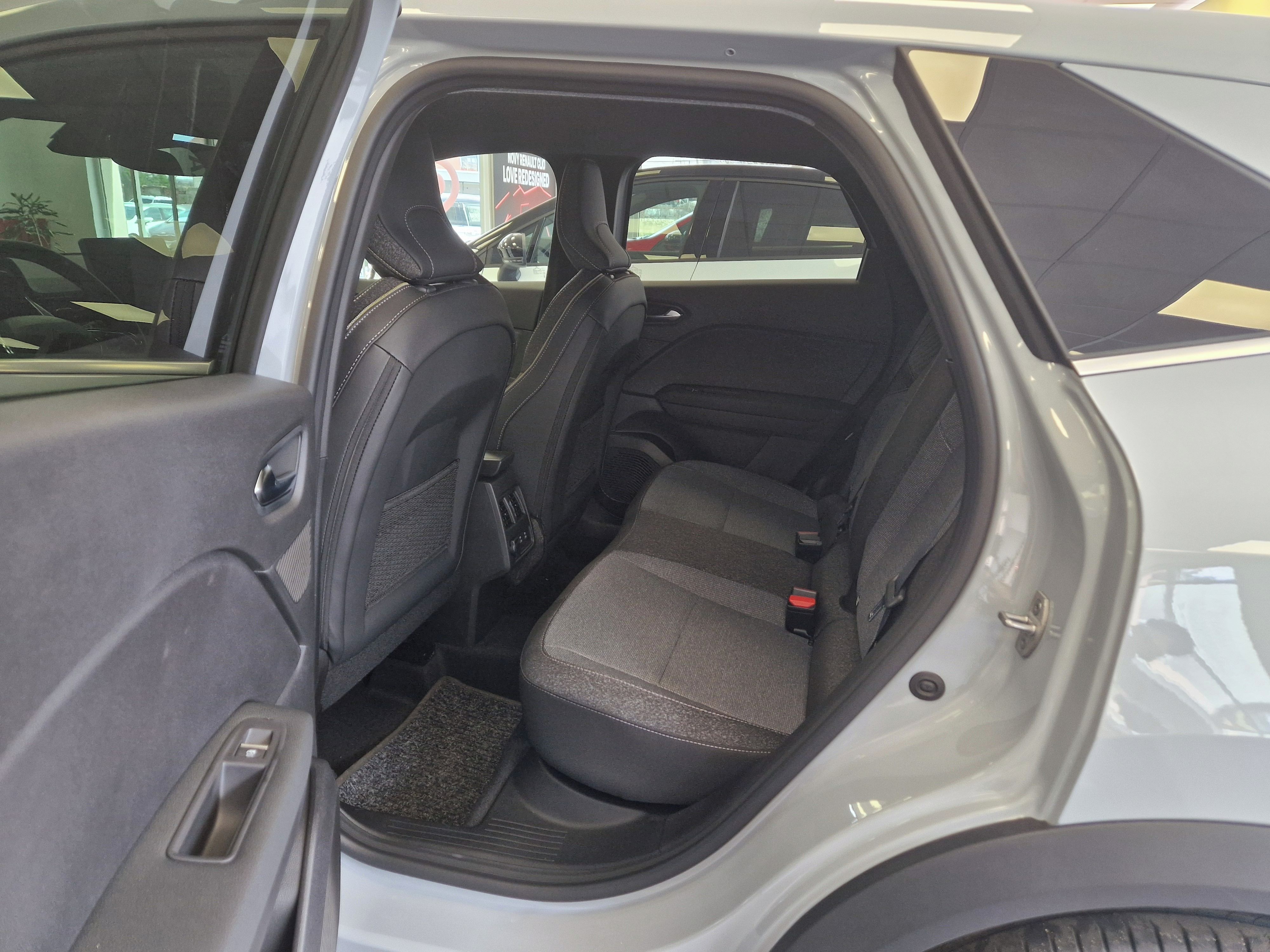 Renault Symbioz, techno full hybrid E-Tech 160 - fotka 5