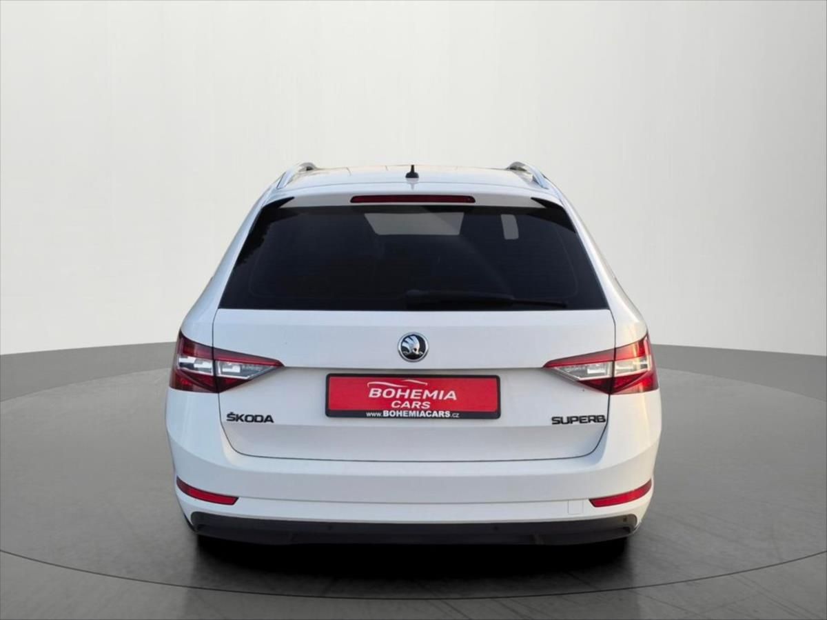 Škoda Superb, 2,0 TDI 110 KW STYLE DSG ČR - fotka 6