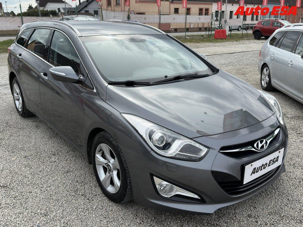 Hyundai i40, 1.7 CRDi,AT,výhřev sed