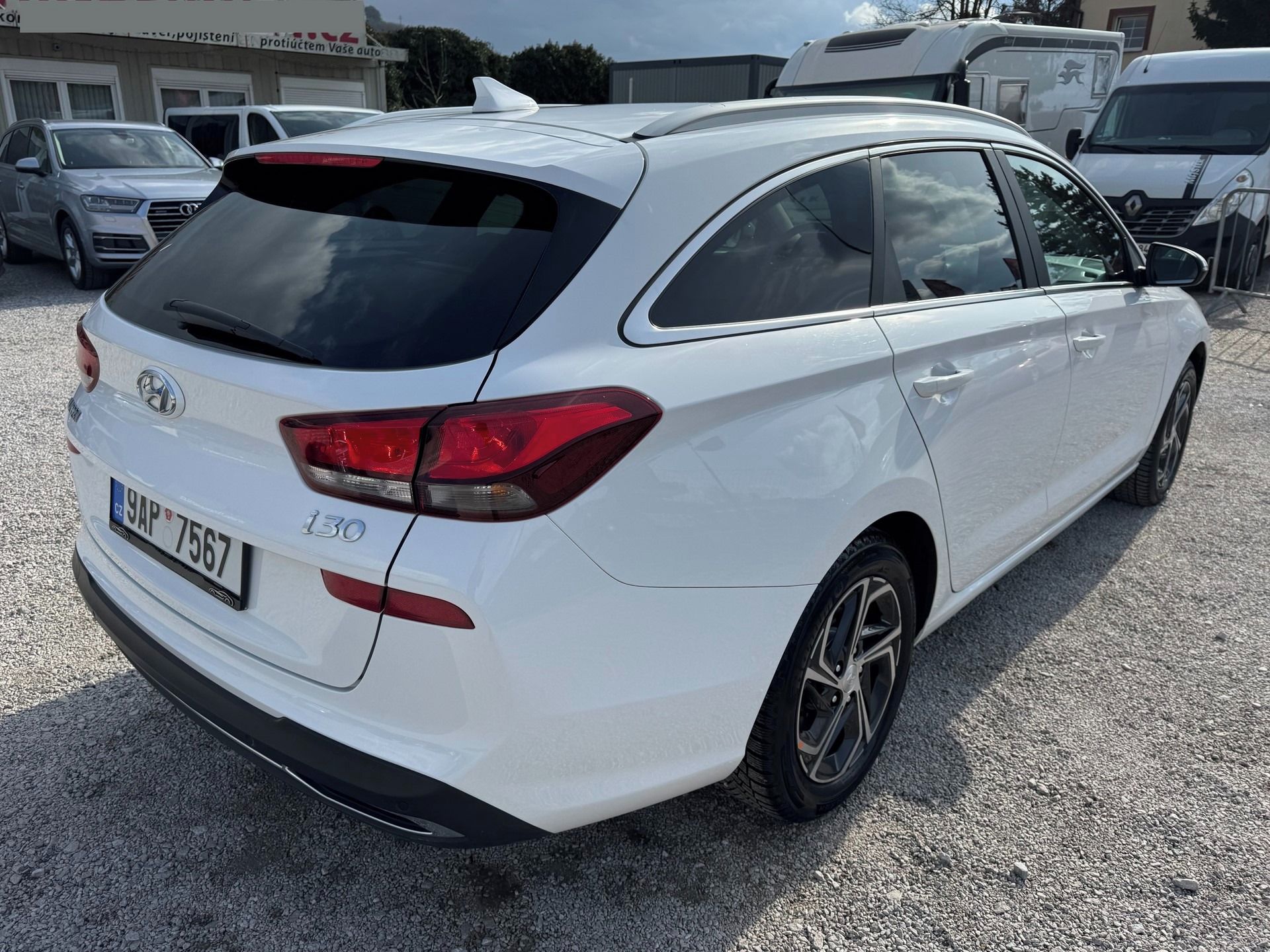 Hyundai i30, 1.0 T-GDI/88kW LED CZ DPH - fotka 5
