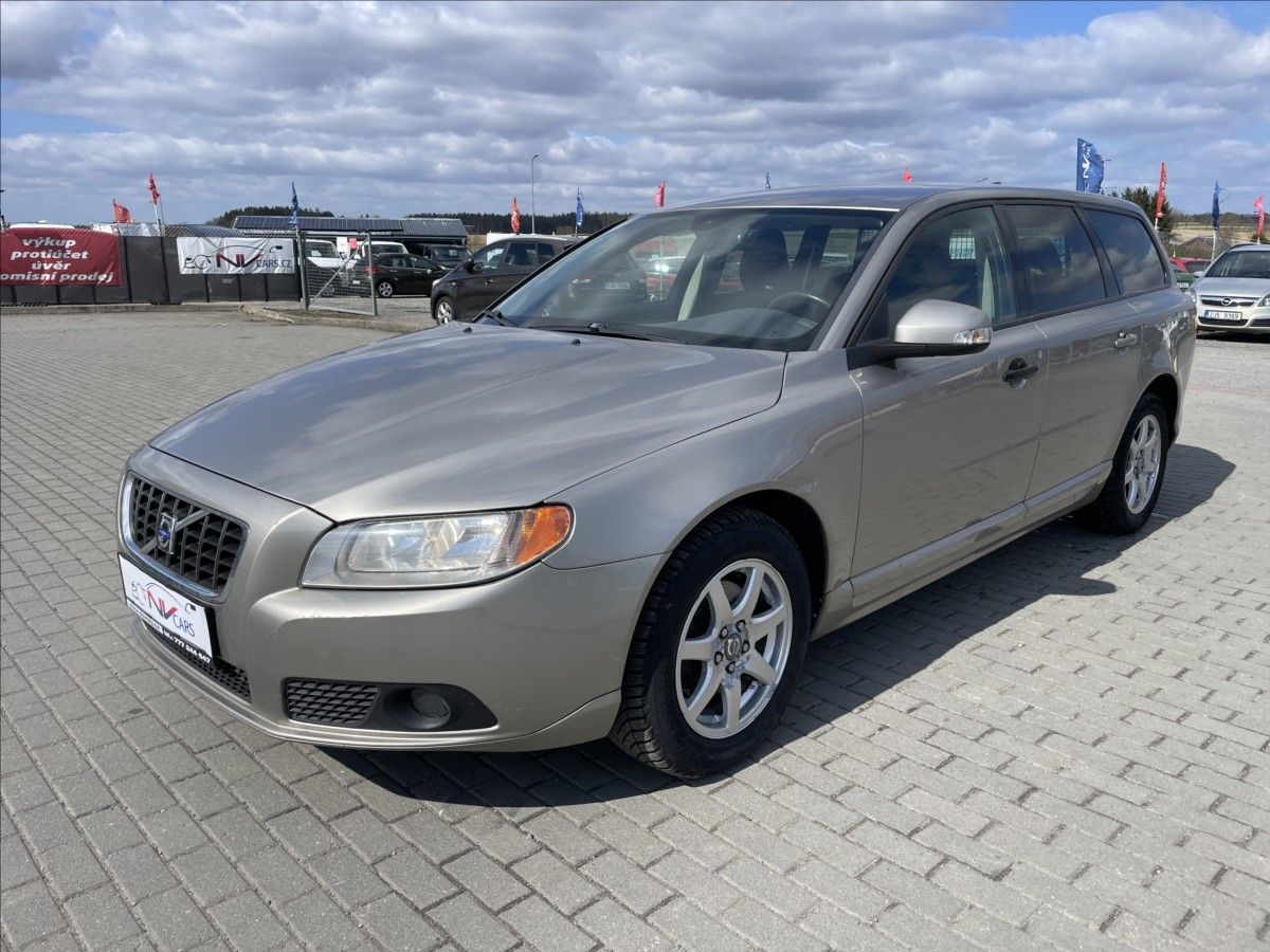 Volvo V70, 2,0 d 100kw Momentum Kinetic o