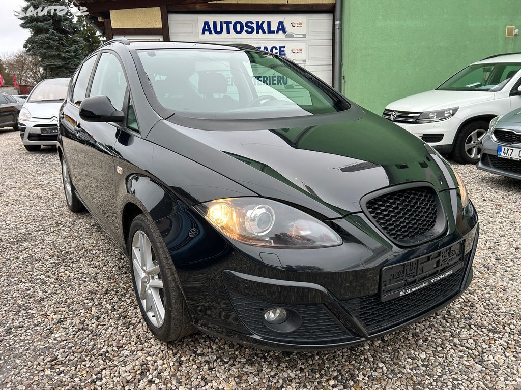 Seat Altea, XL2.0 TDi 103KW 4x4 pěkný stav - fotka 3