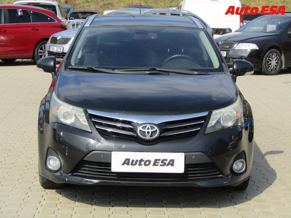 Toyota Avensis, 2.0 D4-D,1.maj,ČR,Navi - fotka 2