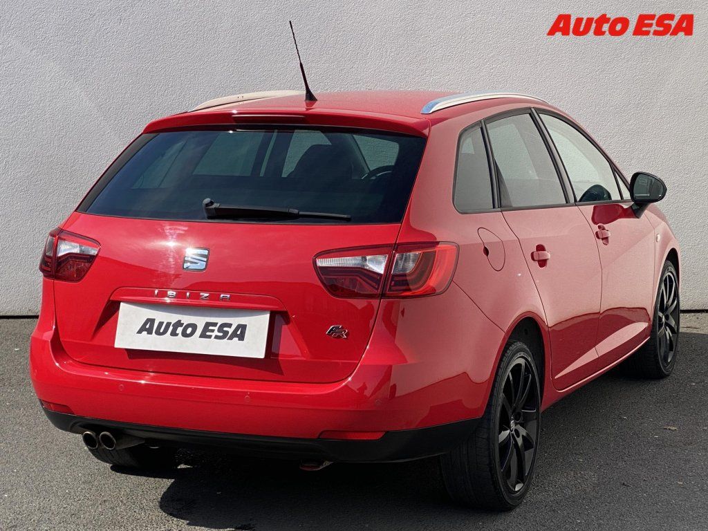 Seat Ibiza, 1.6 TDi,FR,+kola - fotka 4