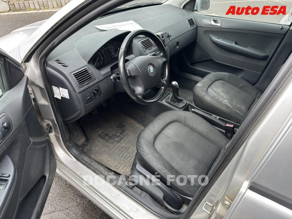 Škoda Fabia, 1.2 i,ČR,AC,temp - fotka 3