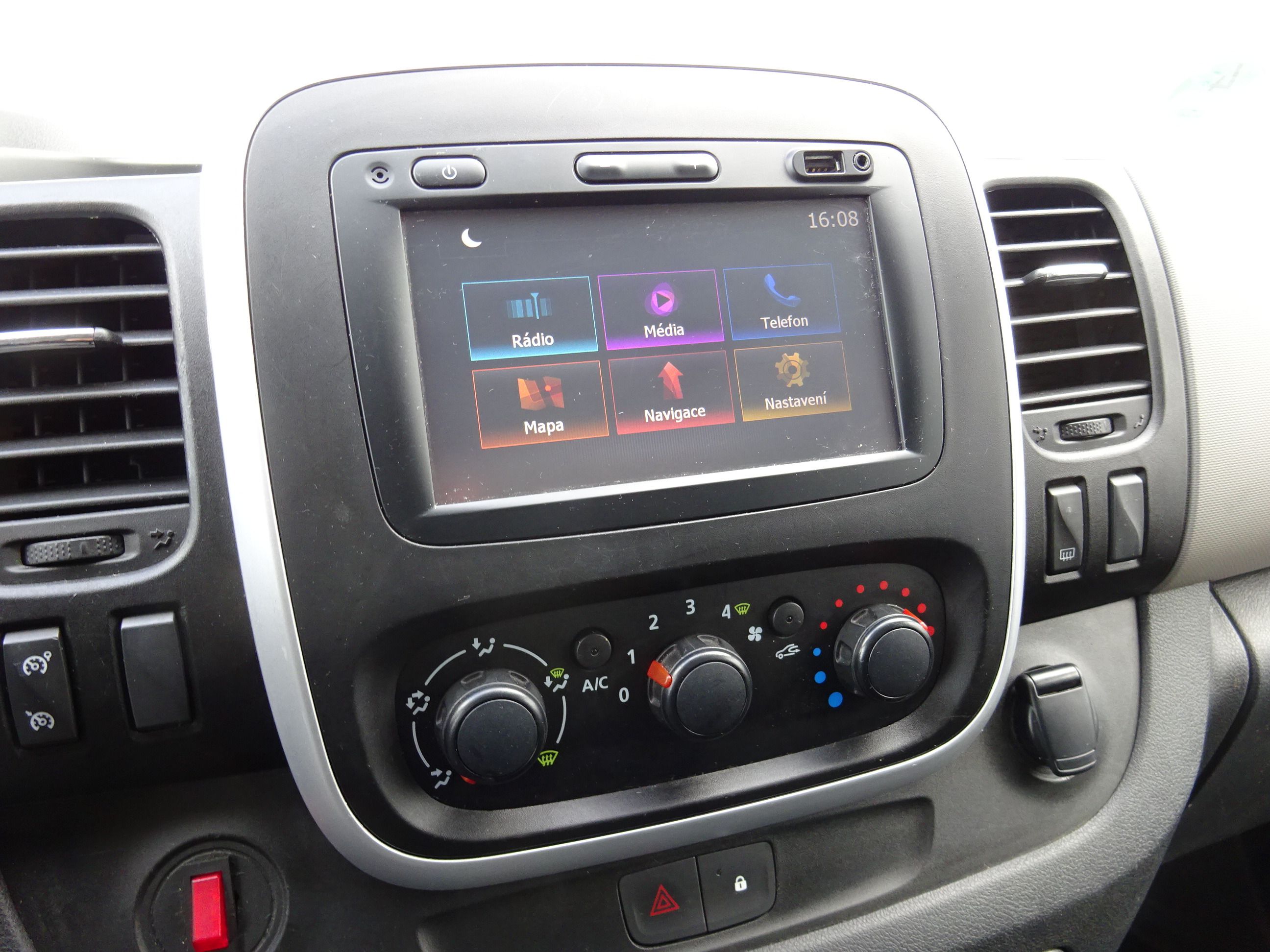 Renault Trafic, 1.6 DCi - fotka 6
