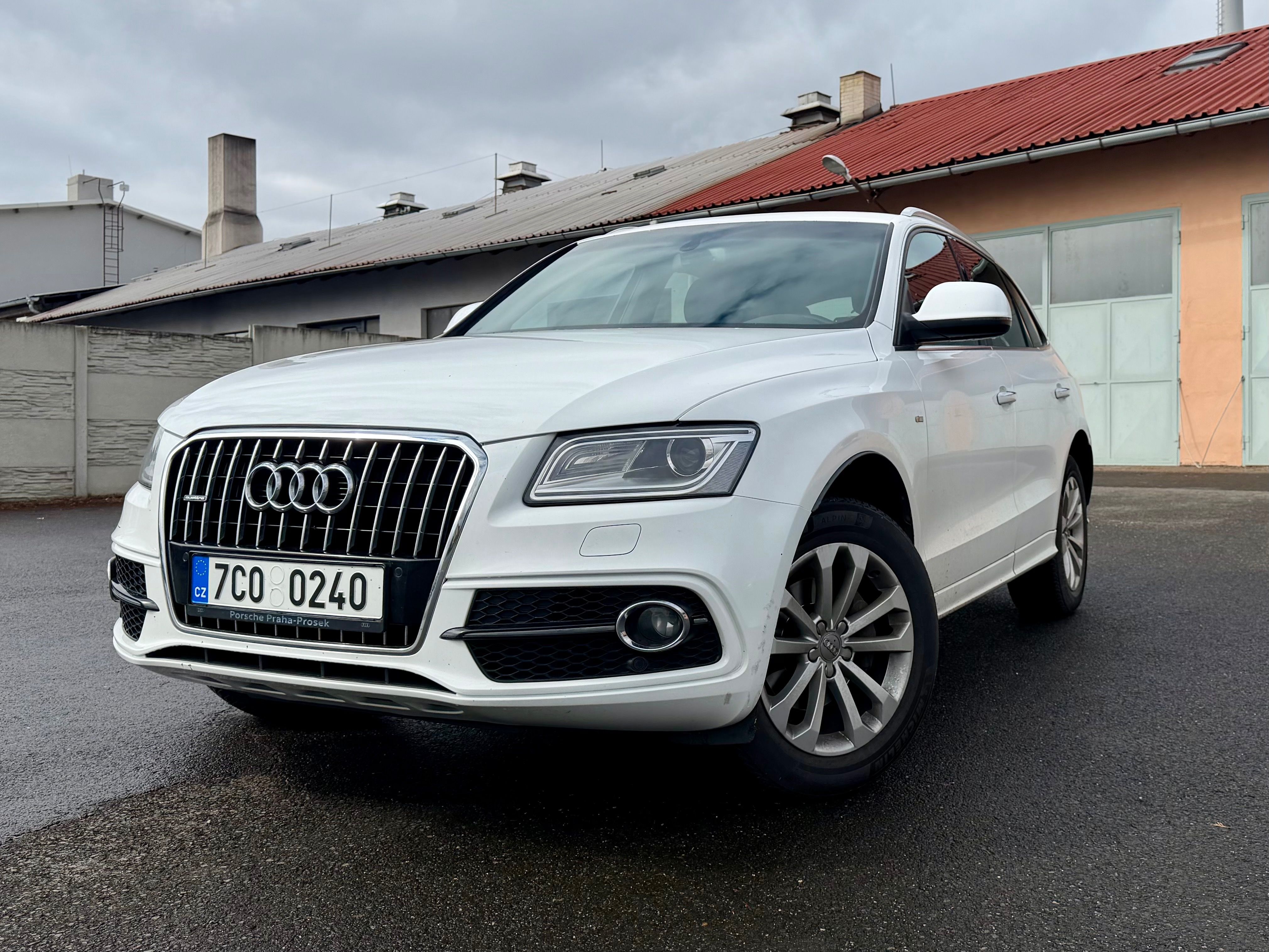 Audi Q5, 2.0 TDI 4x4 140 kW - fotka 3
