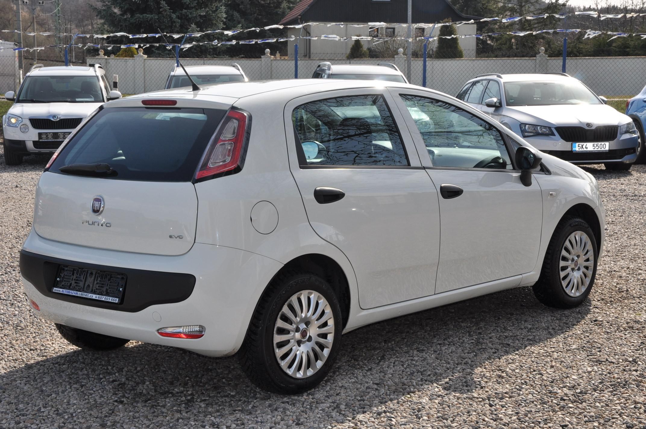 Fiat Punto, 1.4i 55kW EVO - fotka 3