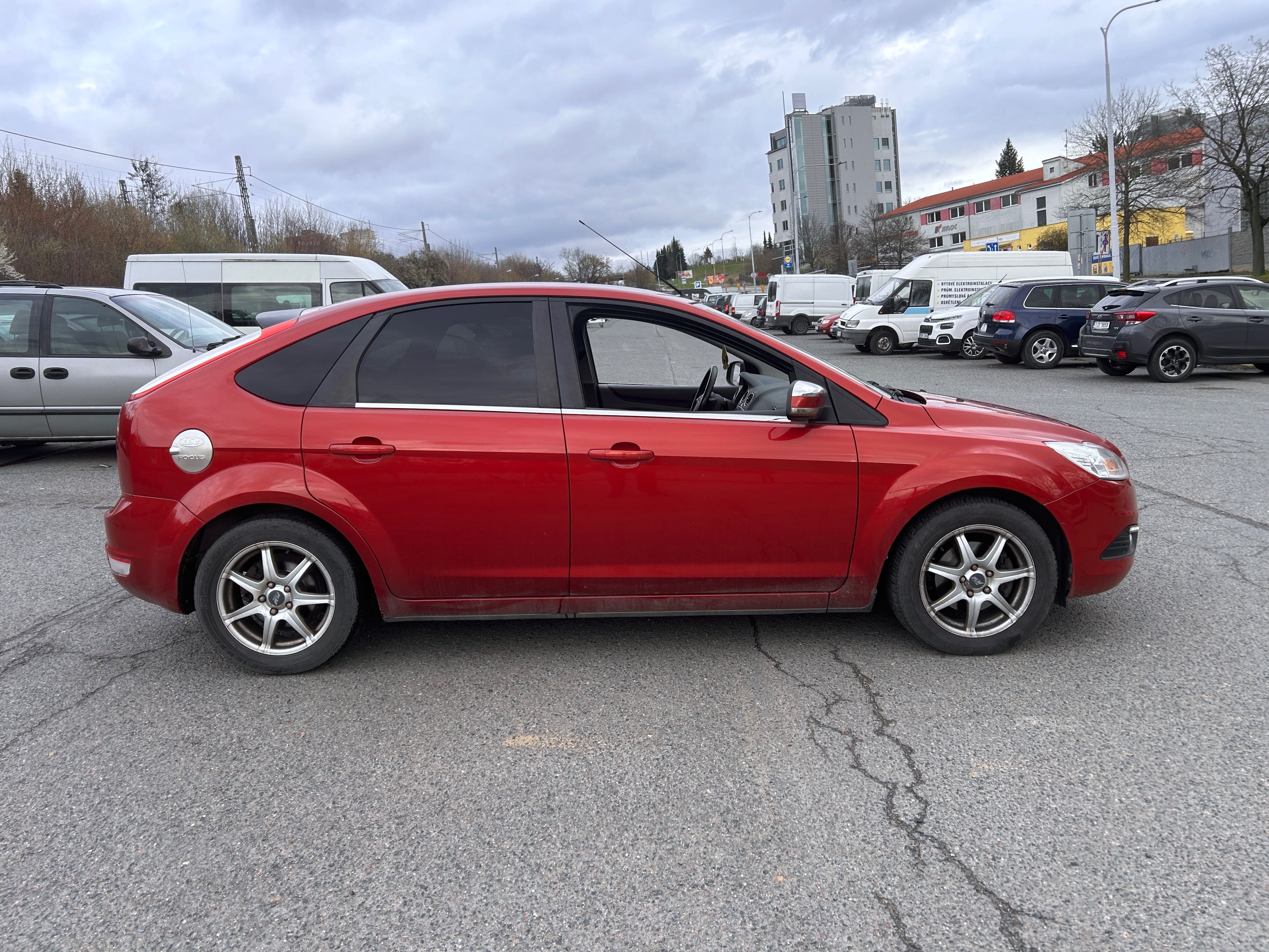 Ford Focus, 1,8 16V - fotka 4