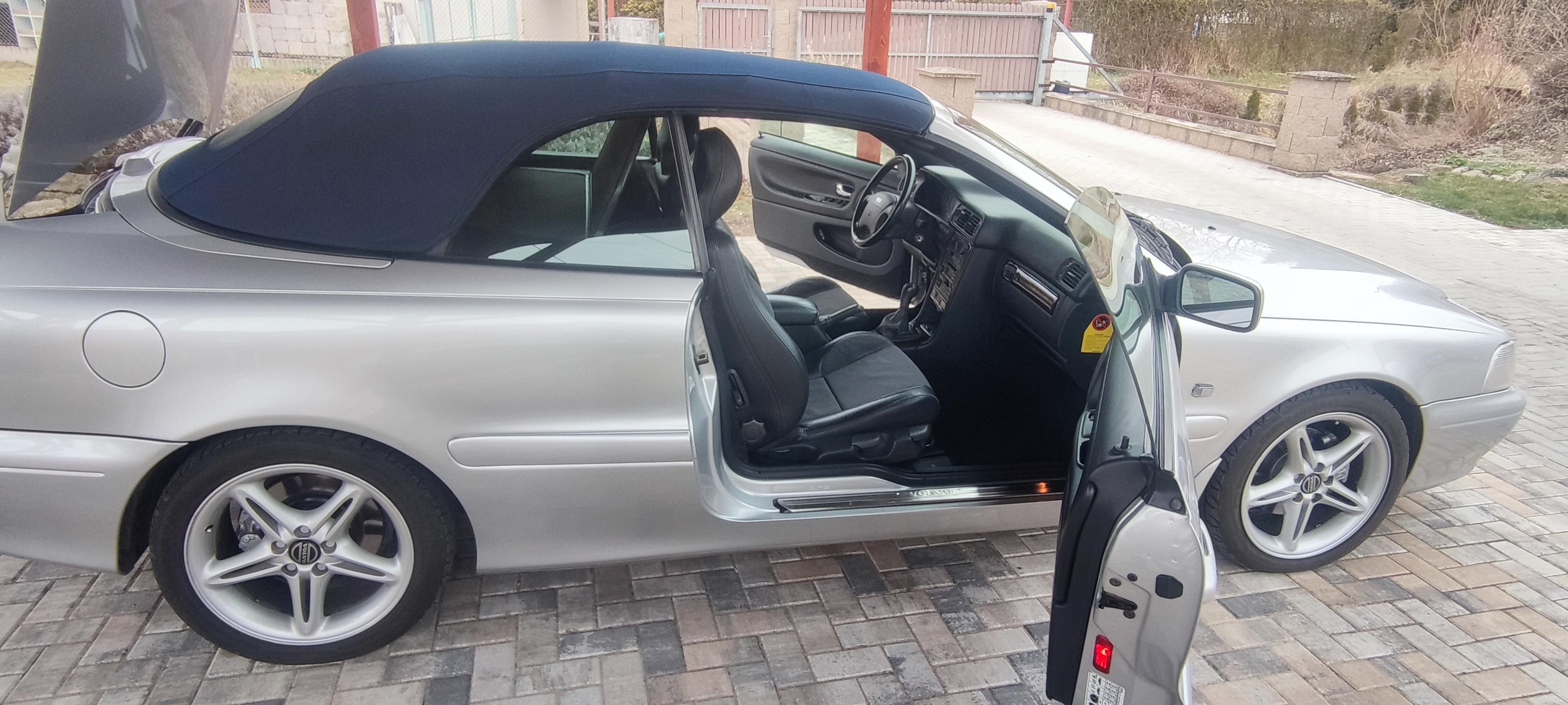 Volvo C70, 2,4 T - fotka 4