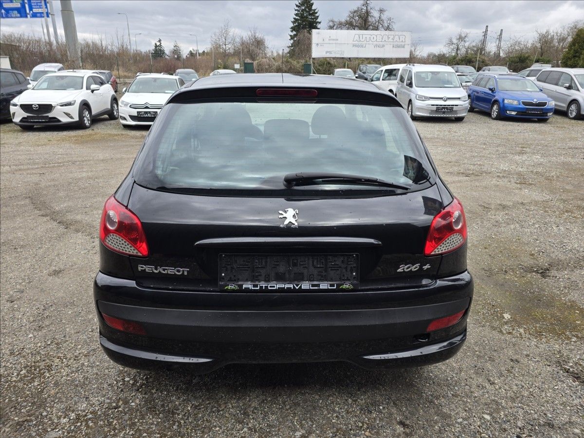 Peugeot 206, 1,1 + TRENDY - fotka 6