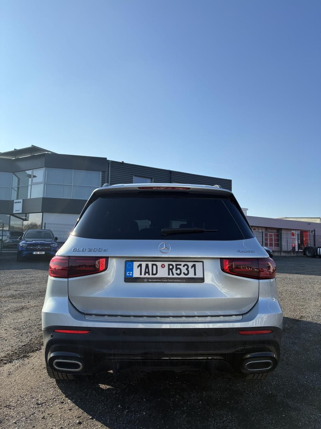 Mercedes-Benz GLB, 200d 4MATIC - fotka 4