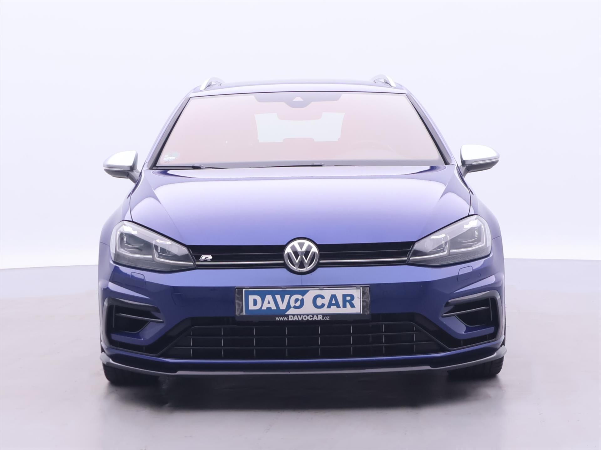 Volkswagen Golf, 2,0 TSI R 228kW 4M DSG Virtual - fotka 2