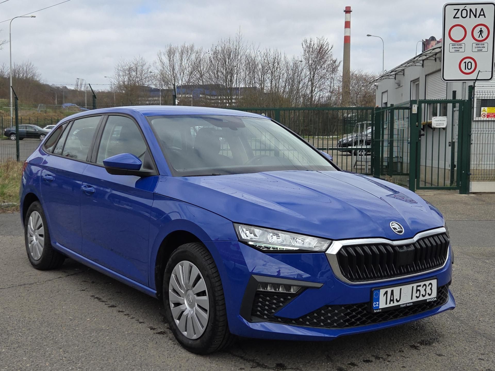 Škoda Scala, 1,0TSi splátky od 10% všem - fotka 3