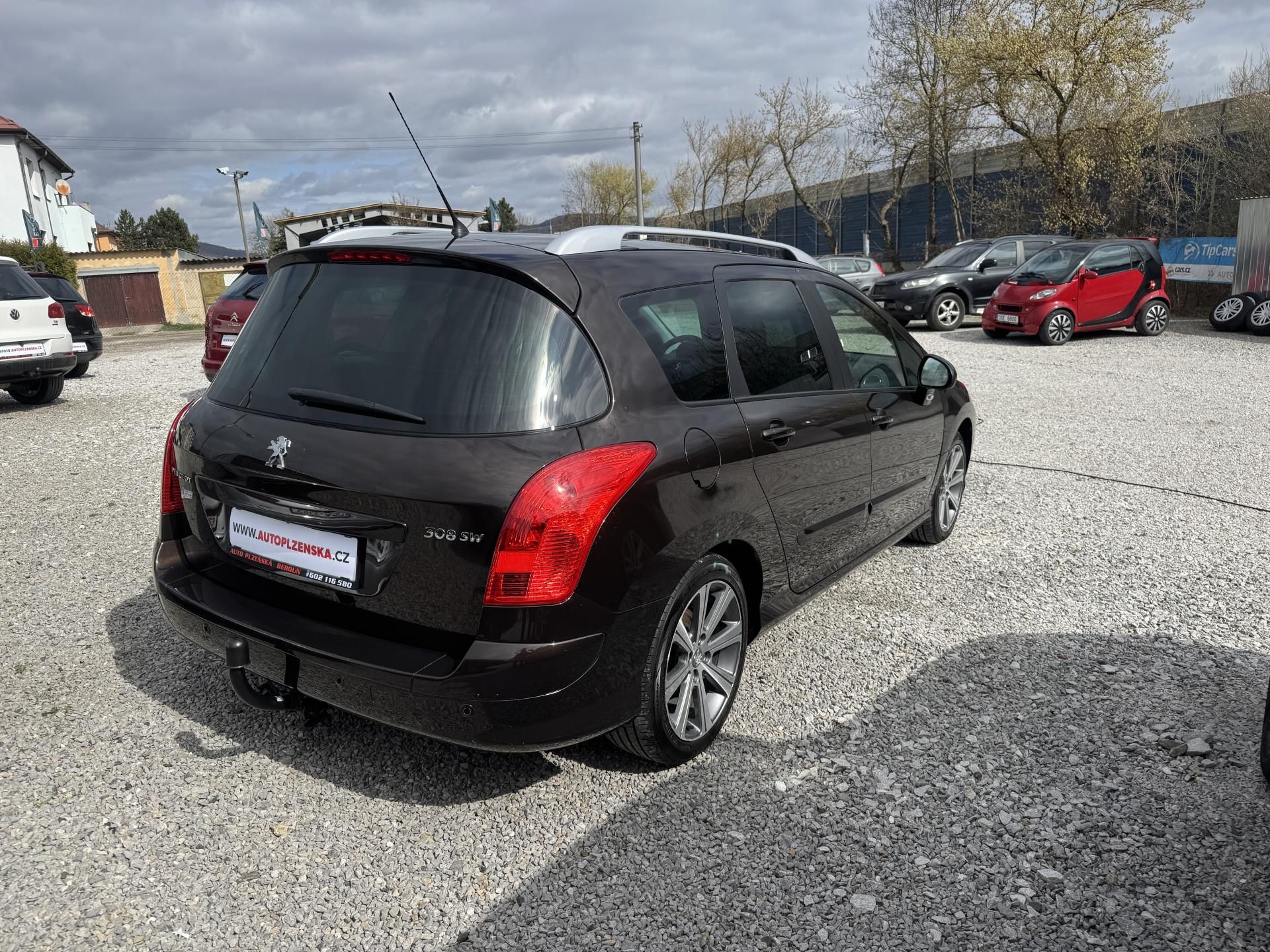 Peugeot 308, 1.6-16V,SW,rezervace - fotka 4