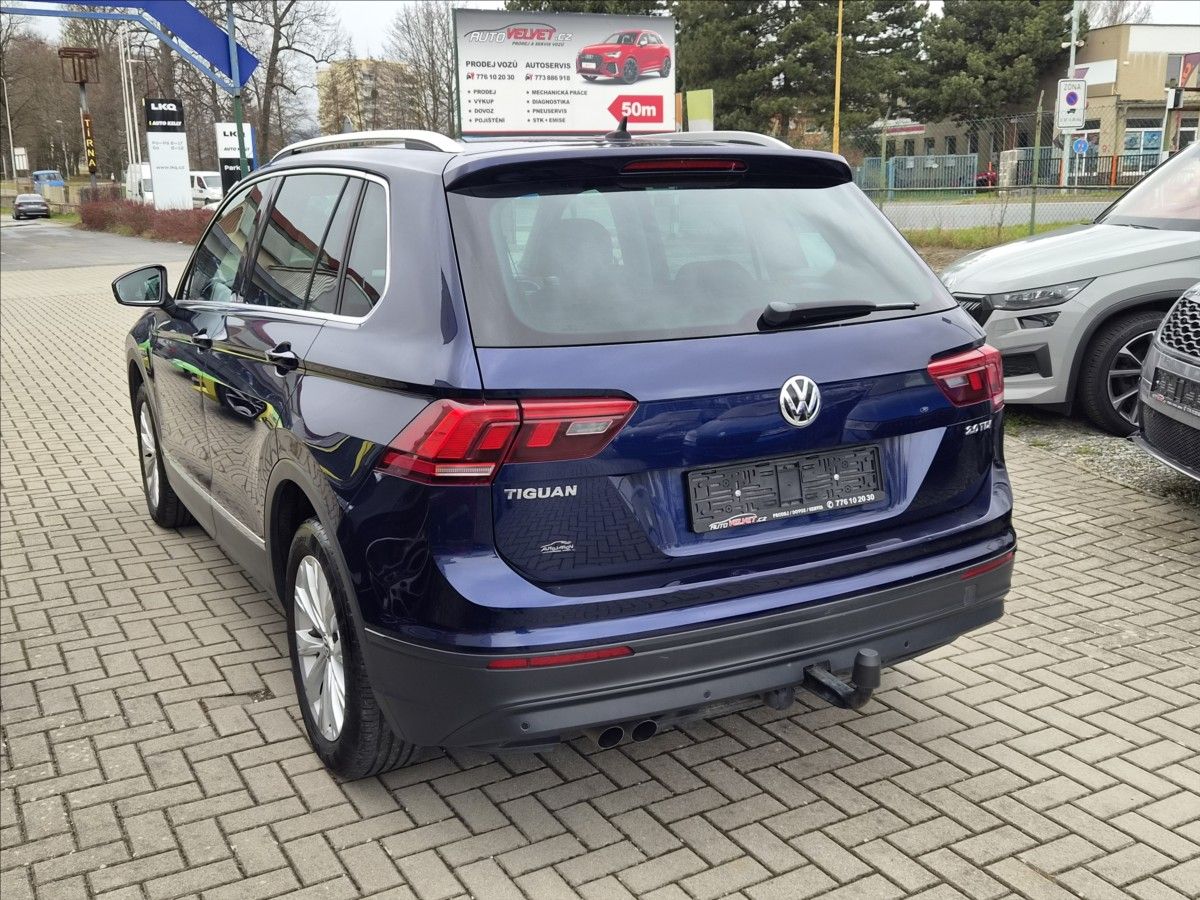 Volkswagen Tiguan, 2,0 TDi DSG HIGHLINE *NAVI*TAŽ - fotka 2