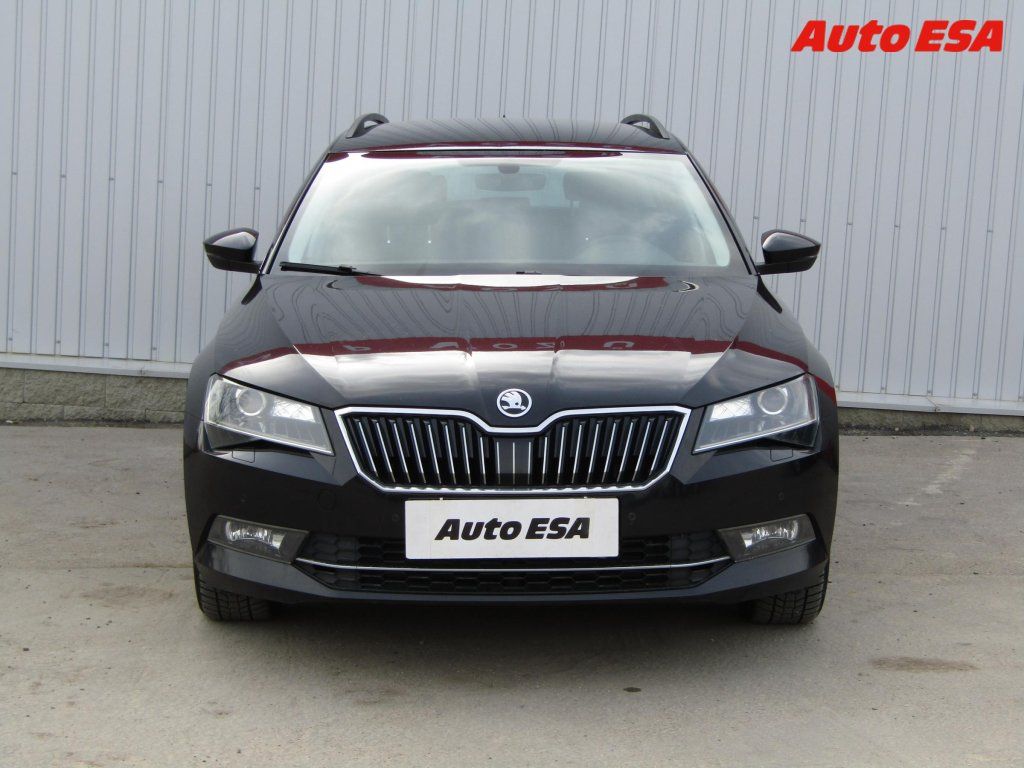 Škoda Superb, 2.0TDi,Ambition,xenon - fotka 2