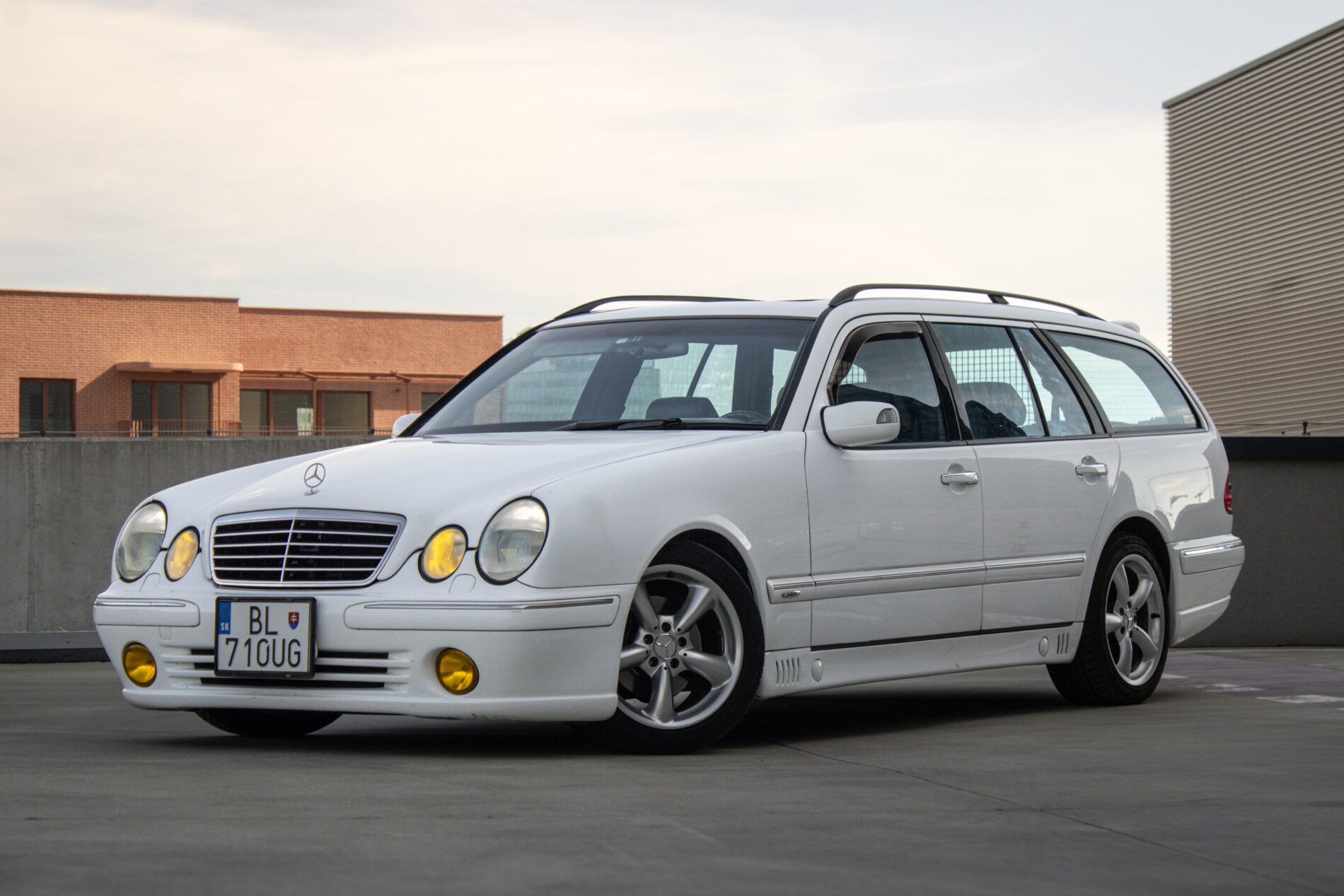 Mercedes-Benz