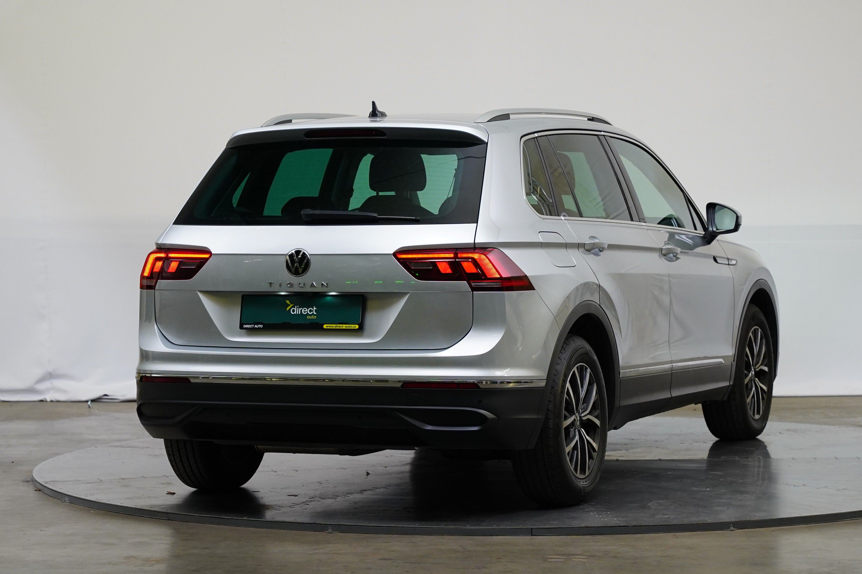 Volkswagen Tiguan, 2.0 TDI 110 kW DSG Life - fotka 2