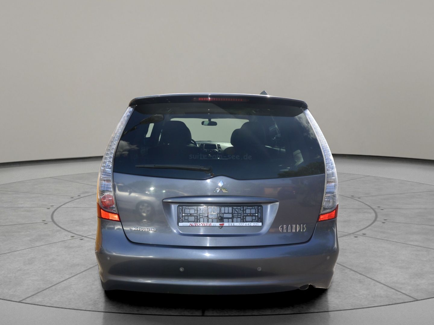 Mitsubishi Grandis, 2.0DI-D 6míst - fotka 6