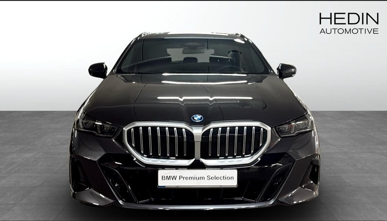 BMW Řada 5, 530e AWD Touring MSport h/k - fotka 5