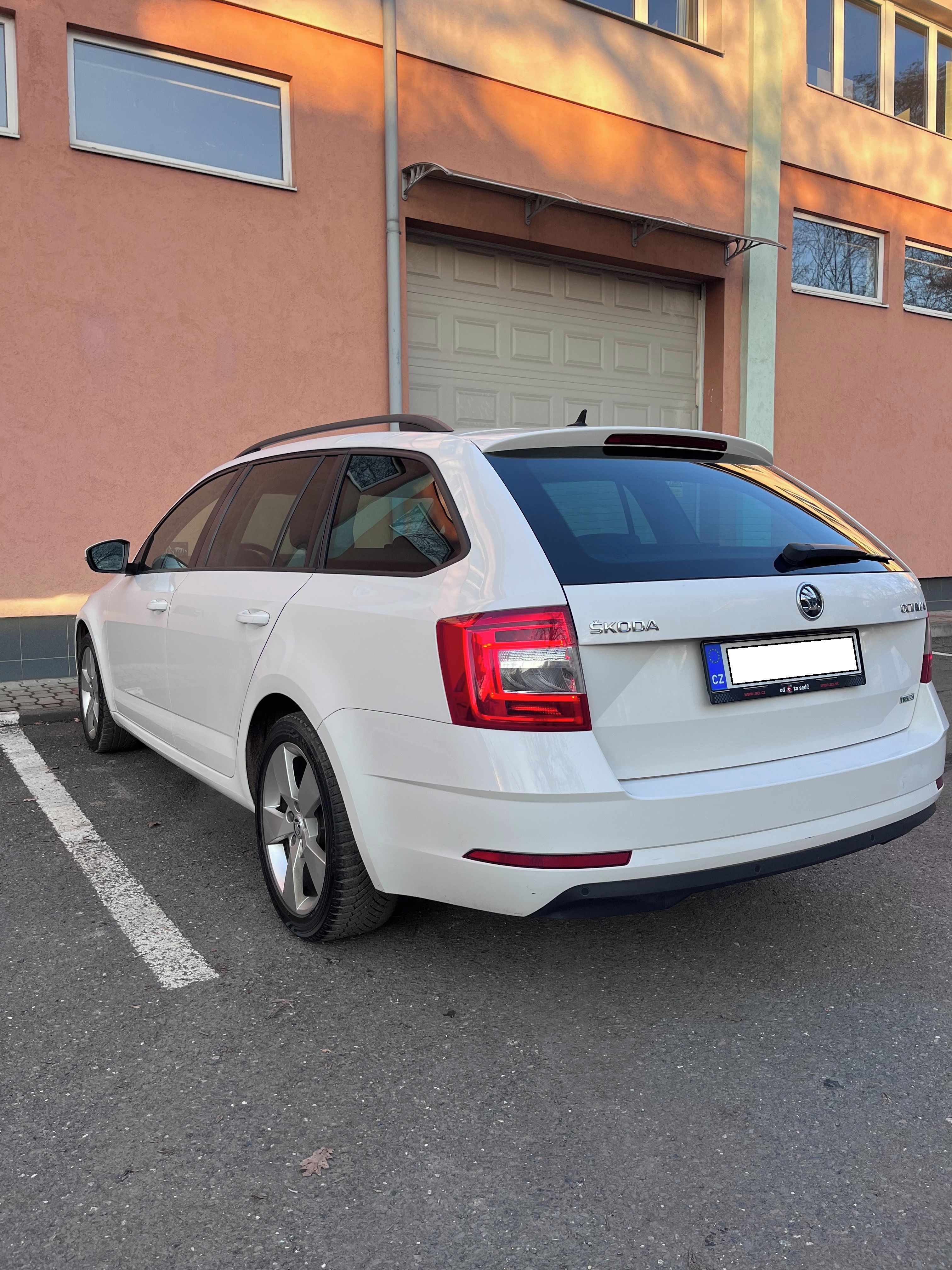 Škoda Octavia, 1.5 TSI G-TEC 96kW DSG DPH - fotka 6