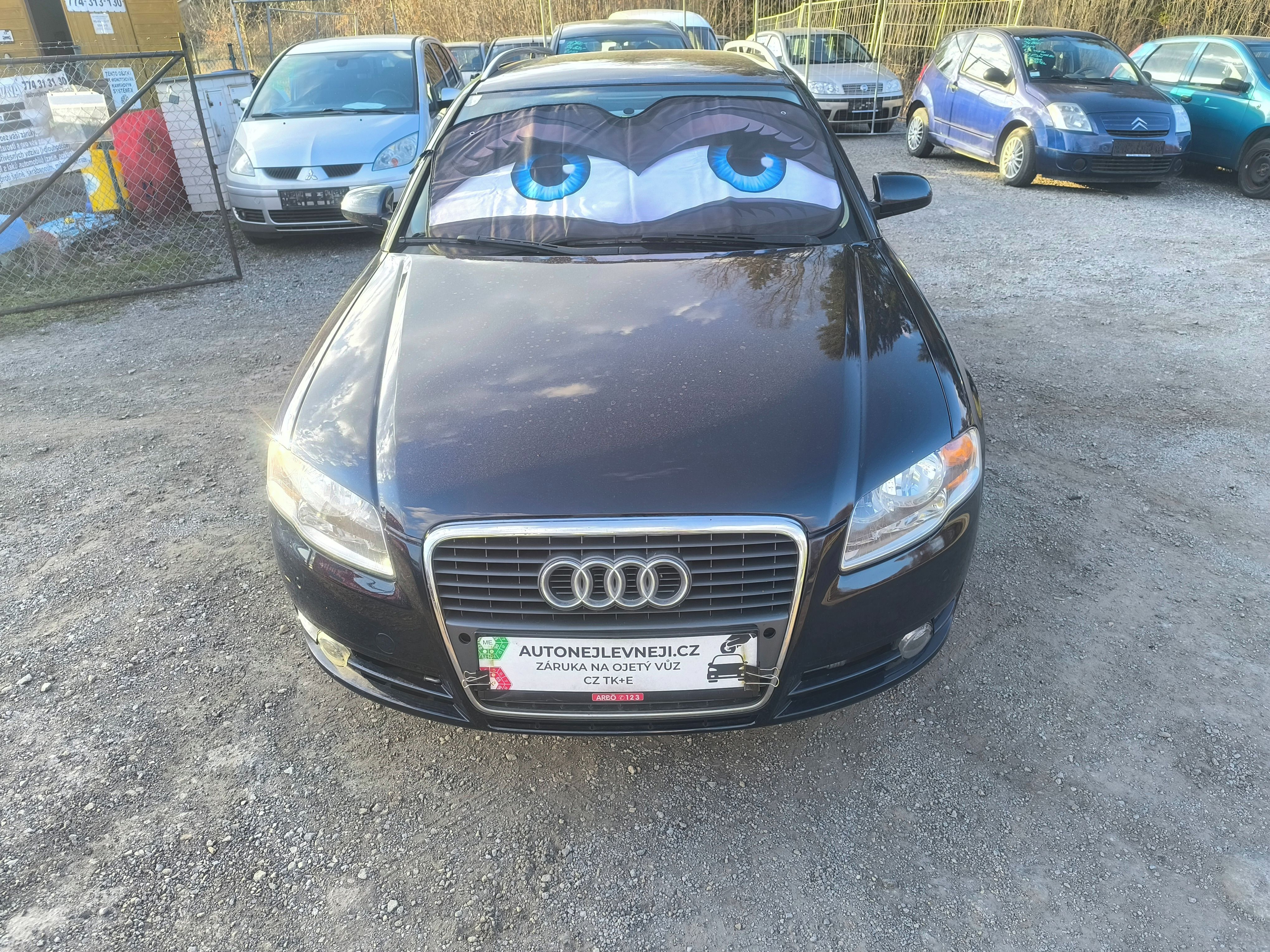 Audi A4, TDI 4X4,135TKM,KRÁSNÁ,SERVISKA - fotka 2