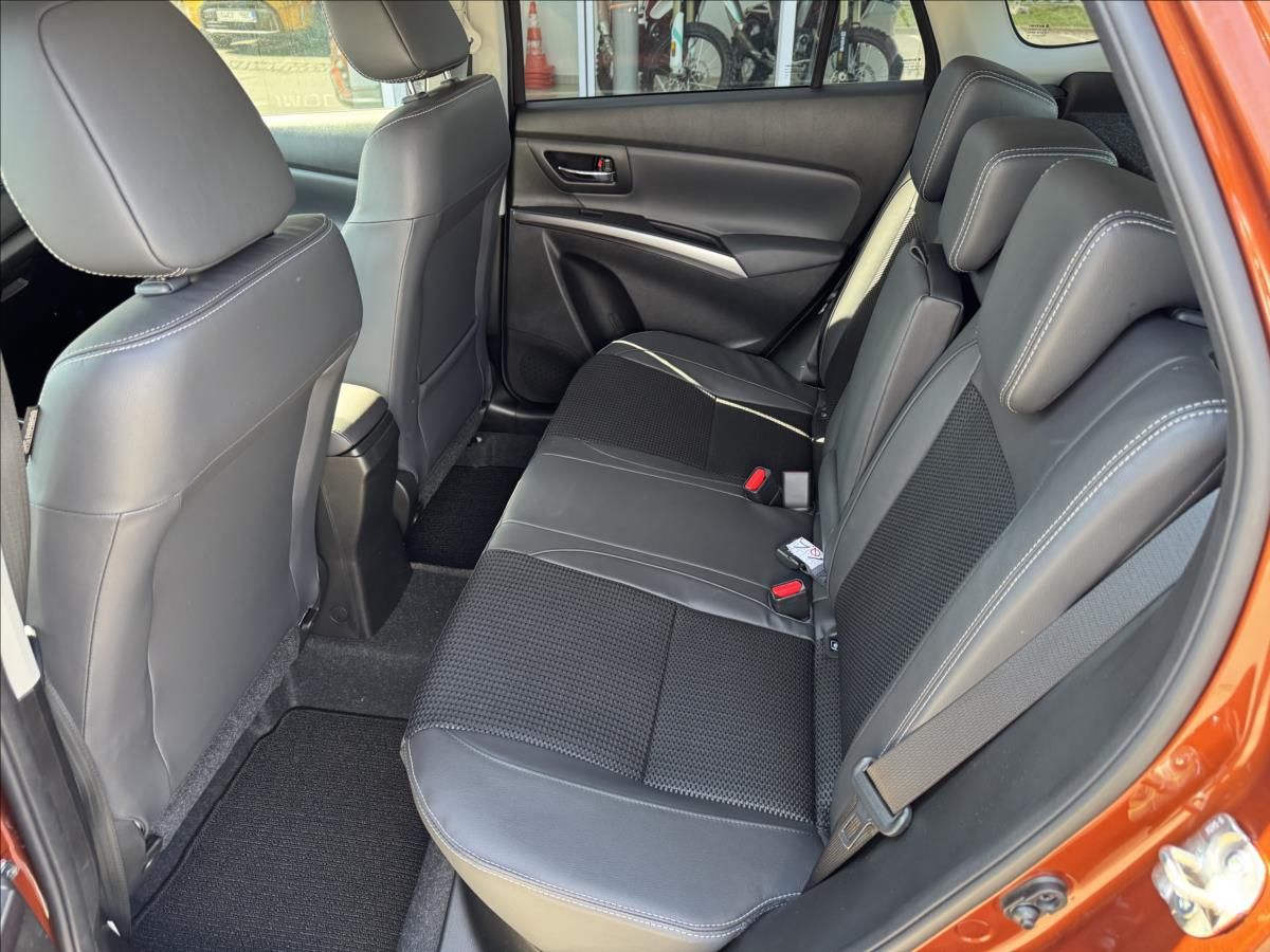 Suzuki S-Cross, 1,4 Elegance AllGrip - fotka 5