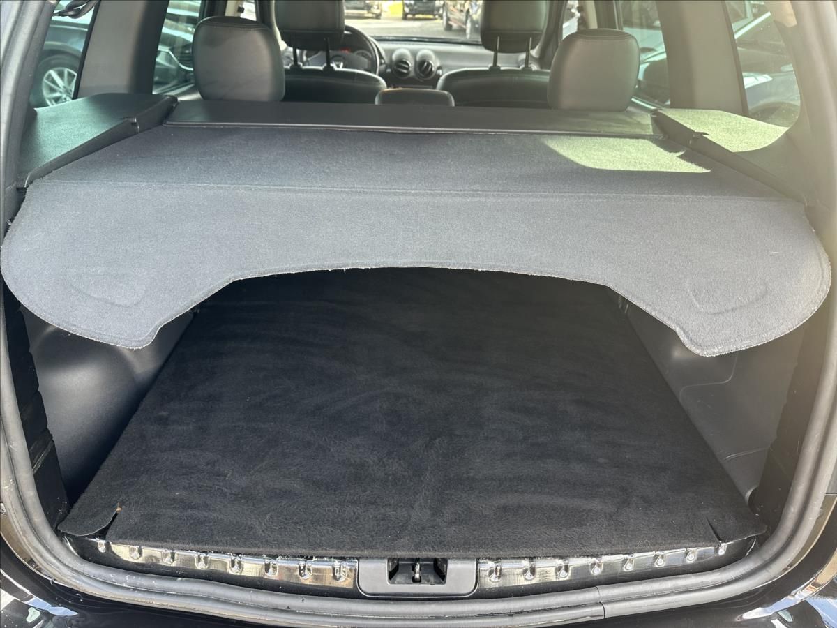 Dacia Duster, 1,6 4x4 1.majitel. - fotka 5