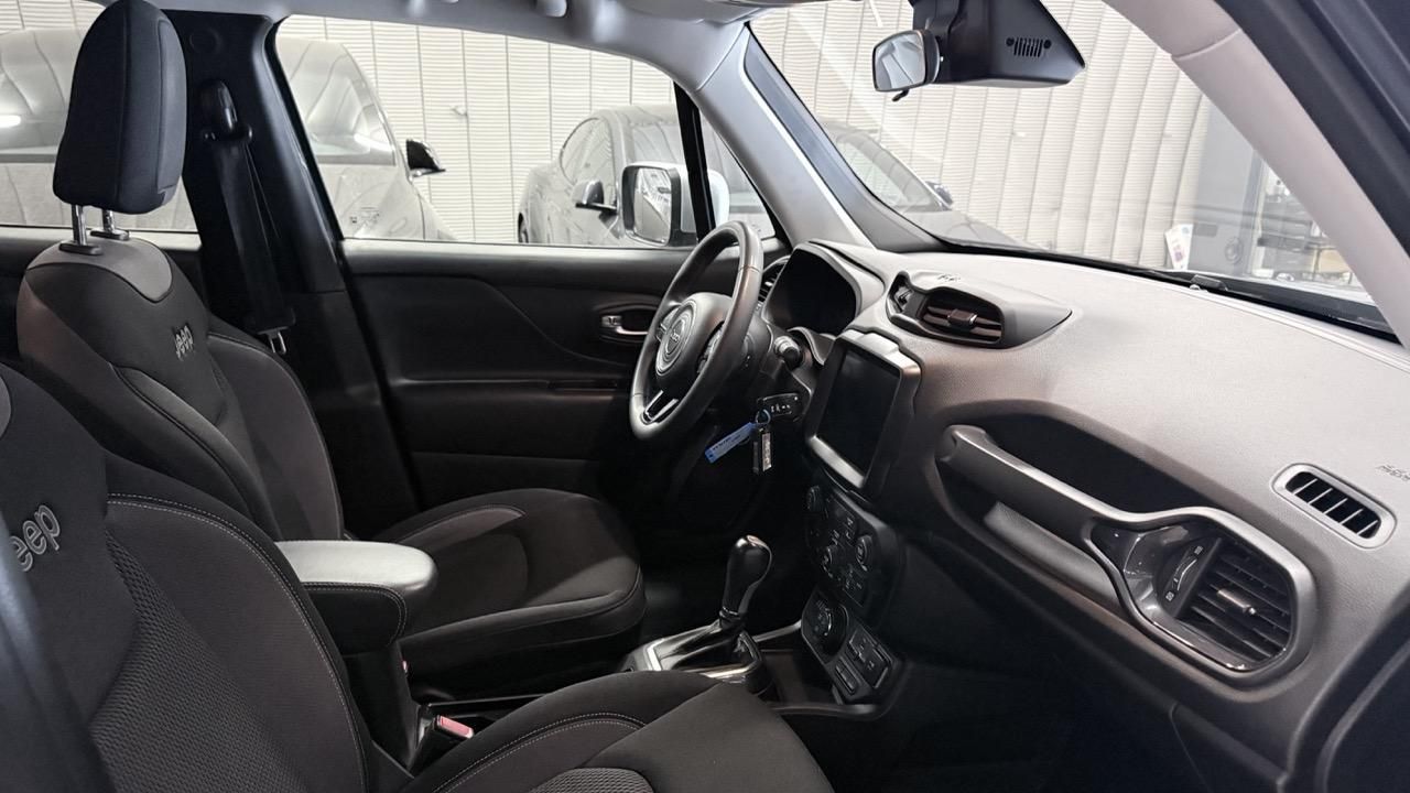 Jeep Renegade, 1.3 T4 PHEV,4x4,45km dojezd - fotka 2