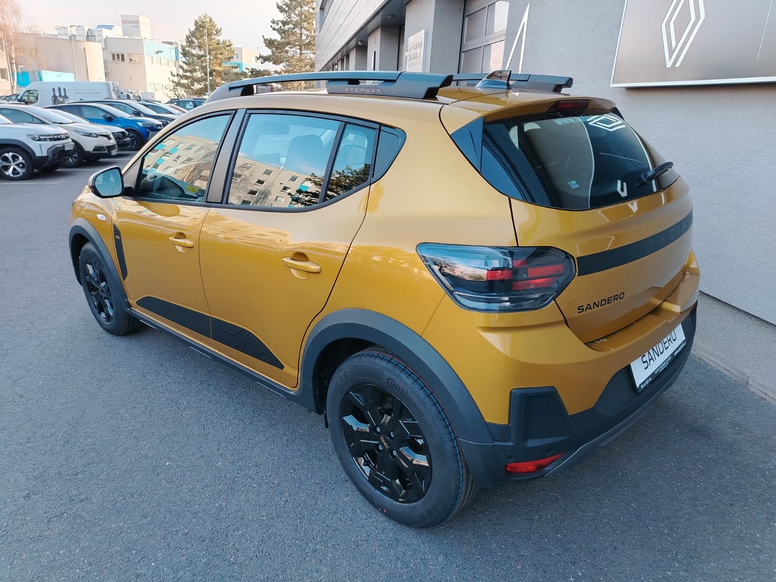 Dacia Sandero, Stepway Extreme ECO-G 120 Auto - fotka 3