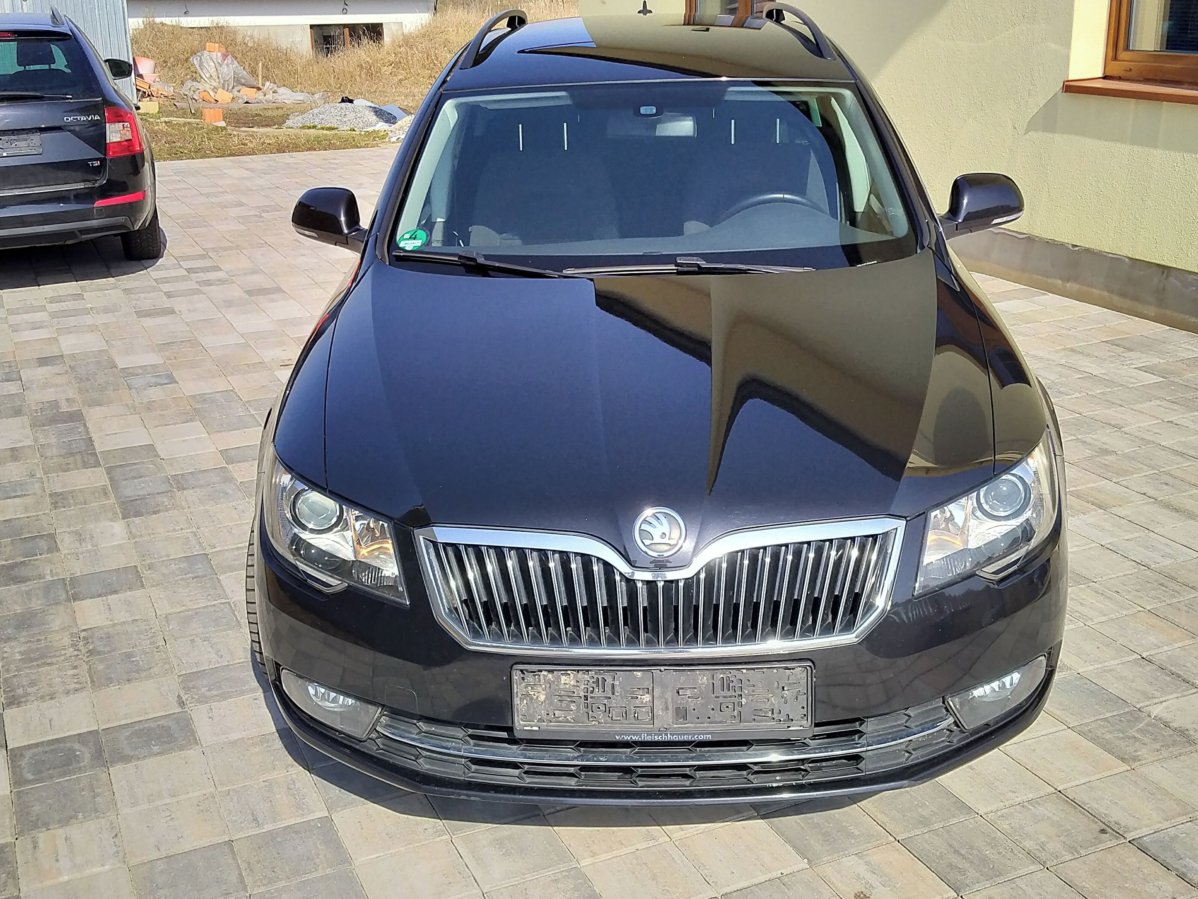 Škoda Superb, Facelift, 2.0 TDI, 103kw - fotka 4