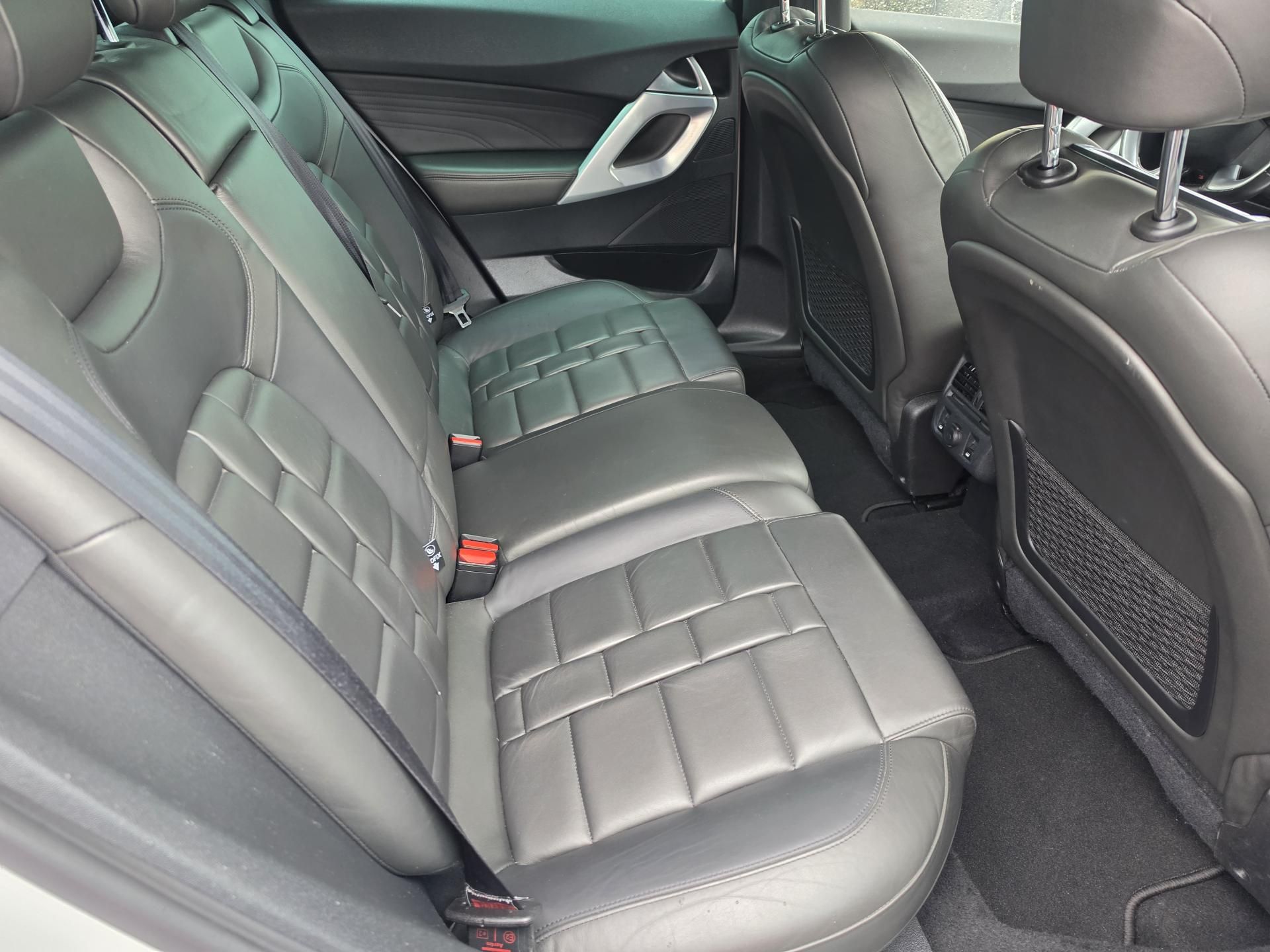 Citroën DS5, 2 0 HDI Panorama Automat - fotka 6