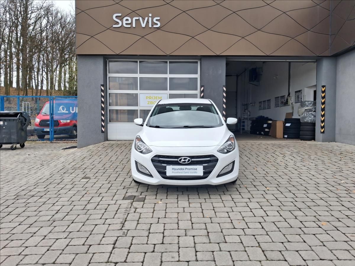 Hyundai i30, 1,6 GDI Trikolor - fotka 4
