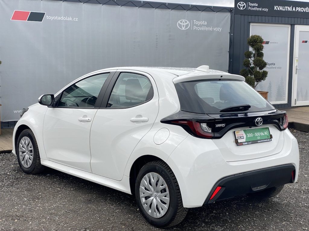 Toyota Yaris, 1.5i, ČR-1m, Comfort, automat - fotka 5