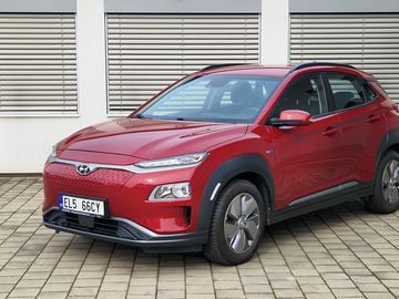 EV 100kW SOH 98,3%,záruka