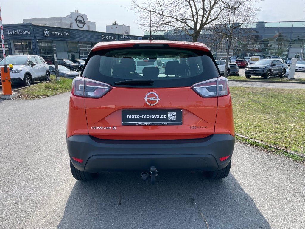 Opel Crossland X, Enjoy 1,2 MT5, ČR, 1. maj - fotka 4