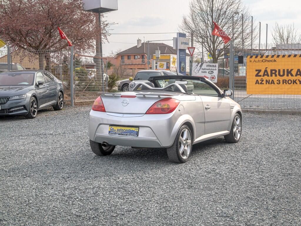Opel Tigra, 1.8i 16V 92KW – PO SERVISU - fotka 5